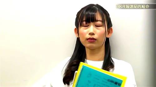 美貌の女子アナウンサーでありながら、仕事中は決して潮を吹かない美月、番組リニューアルに伴い、潮吹き量はさらにパワーアップ、どんなに下半身を責められようが、潮を吹こうが！