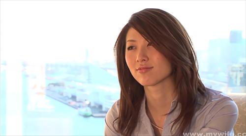 『美尻』(内海直子)本作に登場するのは、「妻をアダルトビデオに出演させたい」という男の願望をキーポイントに、その容姿を確立させた異色の女性！