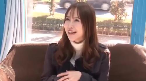 『乳首イキ』白金に住む美人で意識も高い産後のハイソサエティ人妻は、乳輪がダルくなると女の子をナンパしてマジックミラー号に案内する！そして、奥様！