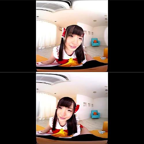 おっぱいやお尻をこっそりタッチ、大人気『お昼寝カノジョVR』に、黒髪ショーツが似合う美少女宮沢ゆかりが登場、帰宅したゆかりちゃんが巫女姿でうたた寝中！