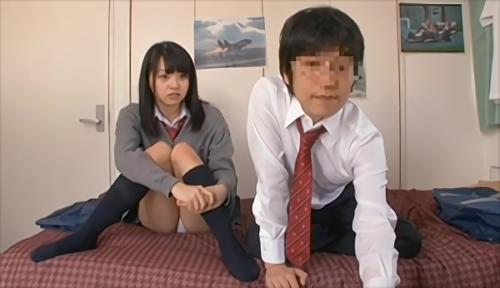 『美人』学校でいじめられてもパシリでもイイ、だって絶対ヤレないような上玉女子が僕の家に来てAVで一方的に発情してくれるから、だからこの博士！