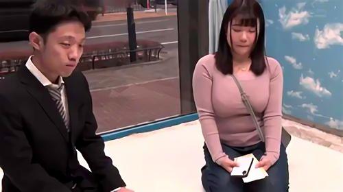 女の子の温もりや気楽さ、クッションが欲しい、マザコン男だと、なぜかこれが多くなる、今回は、そんなマザコン男性のために！