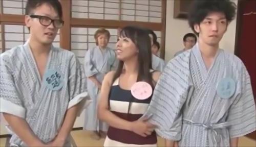 『騎乗位』何もない離島…そこにいるのは男と女だけ、胸やお尻…体のチャームポイントだけではない…人間としてのチャームポイント、今まで見せたこと！