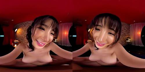 ディープキスに舌舐めずり・・キスから淫らなセックスをVR体験、可愛くて甘いキスにメロメロ・・、舌を絡ませすぎてメロメロに・・キスは最高の興奮剤、唾液でビショビショ！