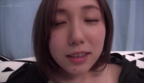 『巨乳』そのままの女体でオーガズムを味わいたいユーザー、普通の素人女性が憑依を許す、最初はバストだけだったが、我慢できなくなったのかオマン！