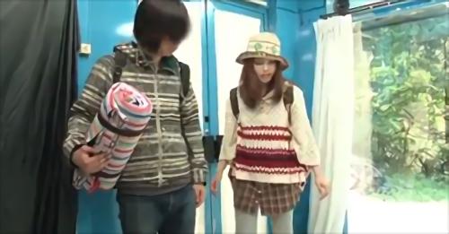 『MM号』ブっ子山ガール達に対して巧みな指使いで愛撫すると声を押し殺し、なんと連続生ハメ中出しファックを受け入れる、！