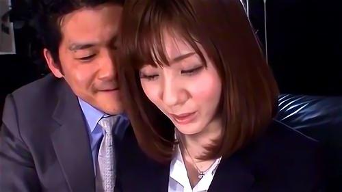 花の枕営業部シリーズ第2弾、第1弾は、パンストを自らお客様の元へ・・、まずは枚数計算で客に脱がせながら注文枚数を加算していく、要求に応じない客には！