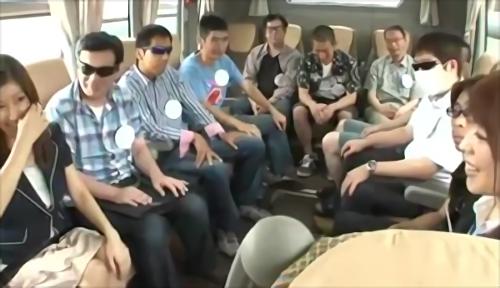 『下着』そしてラストはもちろん秋野さんとのファック、熱狂的なファンの方々のリクエストに、秋野千尋が感謝の気持ちを込めて誠心誠意お応えします！