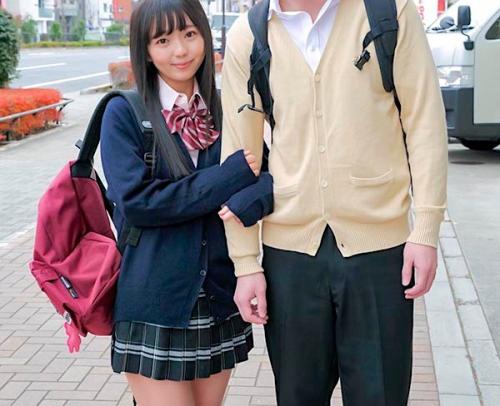 【素人】『間違えませんから❤︎』制服彼女は彼氏のチンポを当てられるか？ハズしたら彼氏の前で羞恥中出し…