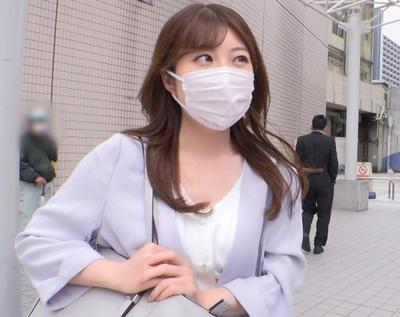 【生保レディー】生保のマスク美人お姉さんをホテルへ連れ込み1発ヤラセタラ保険にサインをチラつかせヤリ逃げ。
