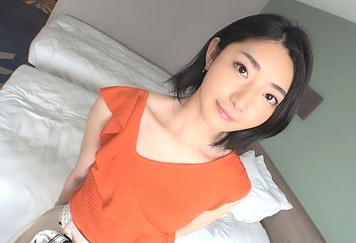 【看板娘】街のお花屋さんで働く美人お姉さんが初脱ぎパコへ参加したヤバいエロス。