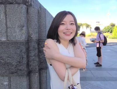 痴女で淫乱過ぎ離婚してしまった絶品のお姉さんがエチエチなハメ撮りへ挑戦したらまっちゃくちゃヤバエロい女性だ。