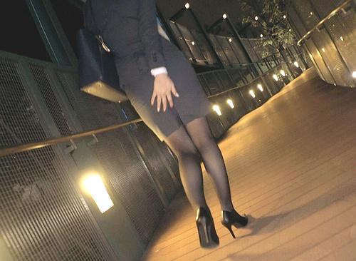 【OL・ナンパ】有楽町でナンパしたスーツOLさんのパンスト履きのままパコパコ脚フェチエロス。