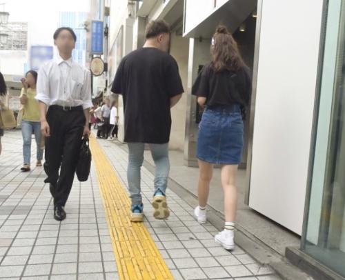 【素人・ナンパ】ファッションセンスが良い女子大生へ好きな服を購入してもらいそのままパコパコ。