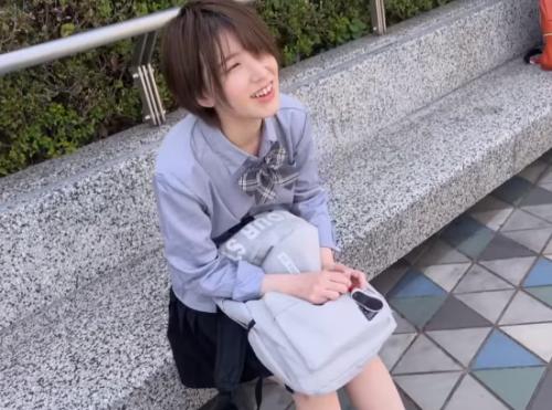 【ツンデレ少女】制服着たままハメ撮り待ち合わせするショート髪のエッチなツンデレ美少女（まい）ちゃんへぶち込むビッチ。
