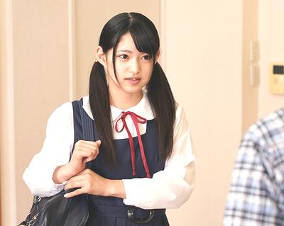 【ひよっ子・JK】ママにバレたら勘当されちゃいます！連れ子のアソコへぶち込むエロビッチ。