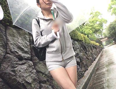 【筋トレ女子】ジムで筋トレ中の美人お姉さんをナンパしたら即ハメパコパコさすがに膣締まりが凄い膣筋トレ女子。