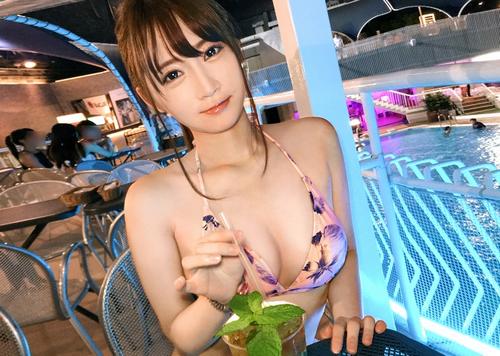 人が少なくなった夜のプールに美人でえちえちなお姉さんが多く出没するのはナゼなぁ～ぜ？