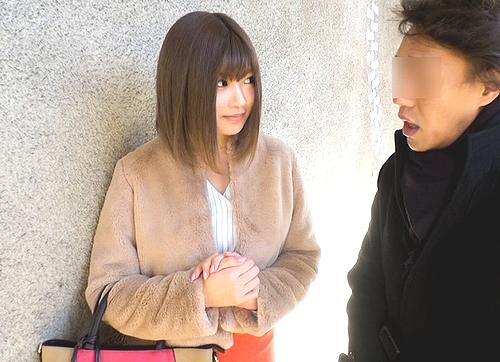 【ハメ撮り・奥さん】S級なセレブ妻って居るものです！癒し系の（石川さん）がパコられます。