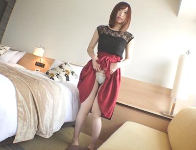 【巨乳・シロウト】美肌のエロいナースのたまごがハメ撮りパコパコする激エロビッチのぁ派へアクメ。