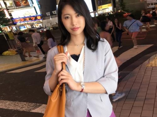 【素人・ハメ撮り】美人OLとハメ撮りパコパコ中だしエロス！玉金の裏までちゅぱちゅぱサービスするお姉さんエロいですよ。