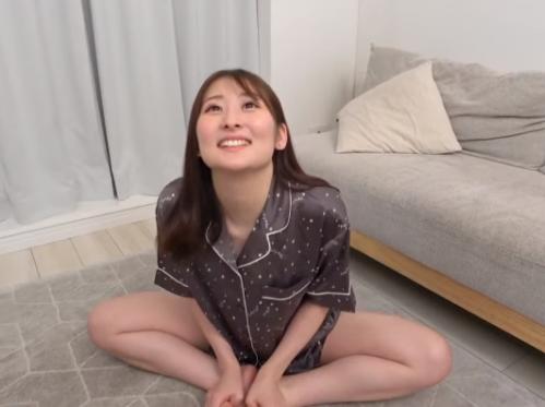 結婚3年目で他人からNTRされたいと言う欲望が膨らむ美人奥さんと生パコ中だしパコパコビッチのアヘアヘまんぐり。