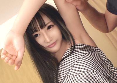 【素人・パイズリ】看護師にな目標のお姉さんは実習のつもりでデカいペニスをシコシコお触りフェラビッチ。