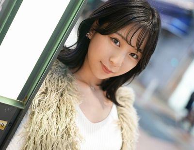 【素人・初脱ぎ】カワイイ素人おねえさんがハメ撮り参戦！アソコはピンクのヌレ濡れビッチ。