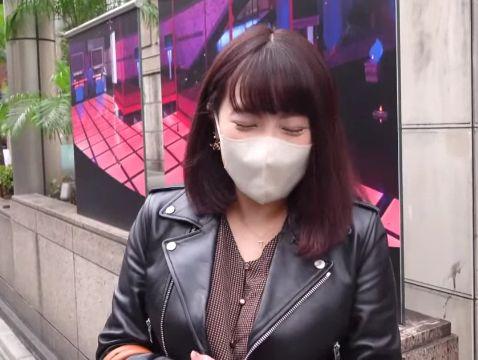 【初脱ぎ・中だし】彼氏には絶対内緒でAVハメ撮り出演してしまうOLのオフパコ中だしエロス。