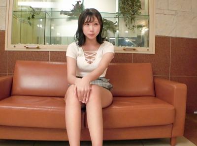 【素人・ハメ撮り】女優に憧れてハメ撮りパコパコ出演した素人お姉さんのキレイなアソコへぶち込みビッチ。
