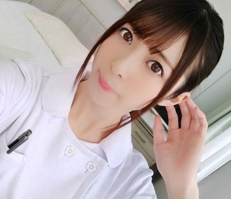 【ナース・患者】両腕を骨折してセンズリできない患者さんへは優しくフェラって抜いてくれる美人ナースが居る病院か。