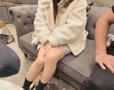 【巨乳・はめどり】サーキットで爆走しながらエンジンの振動をマンコで感じたい娘がデカチンのピストンでイクイク。