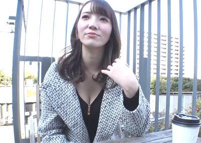 【Fカップ・痴女】エロすぎる美人お姉さんと痴女プレイでチン先がヘベレケになった素人男。