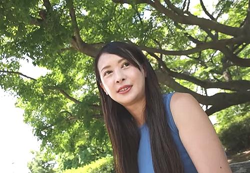 【美人妻】三十路のお金は欲しいけど仕事をしたくない遊び人風の美人妻ってヤバすぎ！エロ過ぎ！