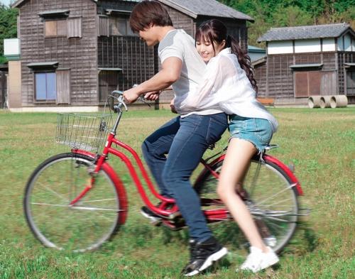 【斎藤あみり】エッチな女子〇生（あみり）のアオハル物語でパコパコ何発も中だしエロビッチ。