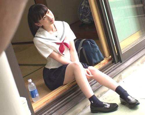 【ポニーテール・JK】制服女子をストーカーする卑劣なスケベ男にレ●プされるかわいちょうなJKお姉さん。