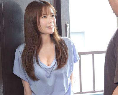 隣へ越してきた色白美乳お姉さんがスペシャル痴女だったので僕に即ヤラセてくれるドドドスケベな女性だった説。【野々浦暖】