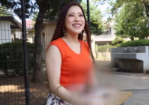 【浮気する理由】旦那さんが毎月の生活費を渡さないので自分でハメ撮り出演で稼ぐしか方法はありませんのよ！