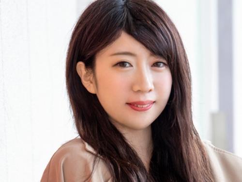 【若妻】奥さんがなんとハメ撮り！夜の営みに旦那の下手なエッチにはうんざりしてるの！激しくぶち込んでね。