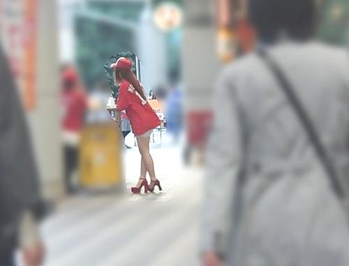 【イベント女子・ナンパ】お好み焼きとカ●プが大好きなヤリマン女子をナンパしたら即パコOK！