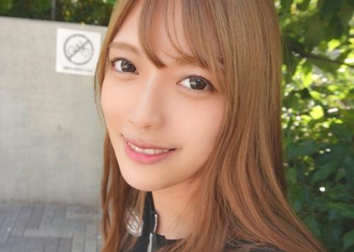 【ヤリマン・シロウト】肉棒をみたらスグ寝ちゃうヤリマン（あゆ）で～ス！彼女はめちゃ美人だからアソコを欲しがる男たちは大勢います。