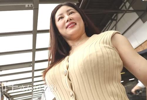 【ビッグママ】出会った瞬間にパワーボンボンみたいな熟女の奥さんだ！ぷにょぷにょしたオッパオに顔をうずめてｗ