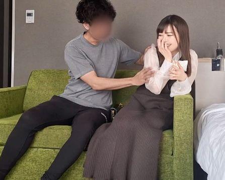 【愛撫・クンニ】恥かしいからヤメテえええ～って言いながら絶頂アヘアヘ喘ぎまくる美人お姉さんとパコパコエロビッチ