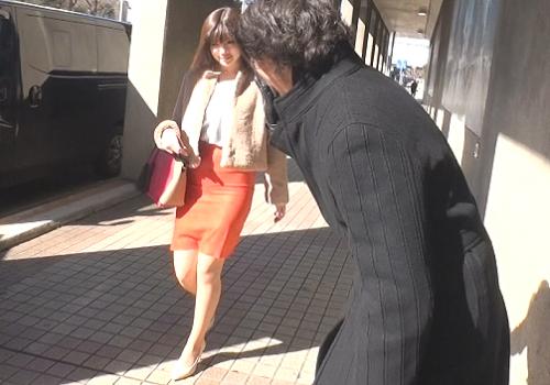 【セレブ妻ナンパ】清楚で上品なSSS級美人の奥さんをナンパし人妻宅で生ハメ中だしエロス。