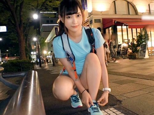 【素人・初脱ぎ】顔面偏差値MAXのラン女をナンパしたらハメ撮りパコパコ。