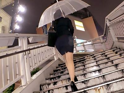【素人×清楚】コンサル会社で働く26才の素人のお姉さん関西訛りも可愛くて清楚な表情が崩れ落ち快感堕ちｗｗｗ