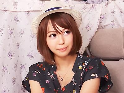 〖素人×人妻〗日常に飽きた美熟女がナンパされ激しいセックスで寝取られ止まらない中出しの快感に溺れる