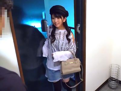 【素人×女友達】終電逃したバリカワ女友達さん!!まさかの濃厚フェラ責め→ハメ撮りセクロスで子宮ガン突きパコでイキまくるｗｗｗ