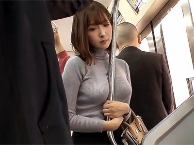 【痴漢×電車】男を挑発しまくる淫乱BODYの美少女さんに我慢の限界で電車内で悪戯しまくったったｗｗｗ