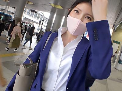 【素人ナンパ】スーツが似合いすぎてる素人美女さんは金融関係の営業をするレディ‼ホテルに連れ込み口説き落としてバッコバコｗｗｗ